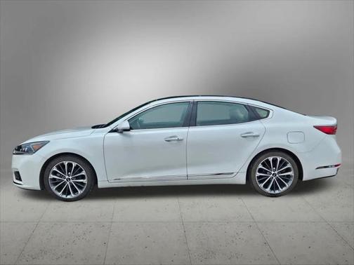 2019 Kia Cadenza Technology