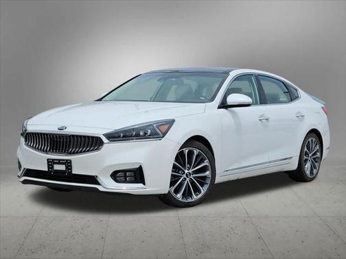 2019 Kia Cadenza Technology