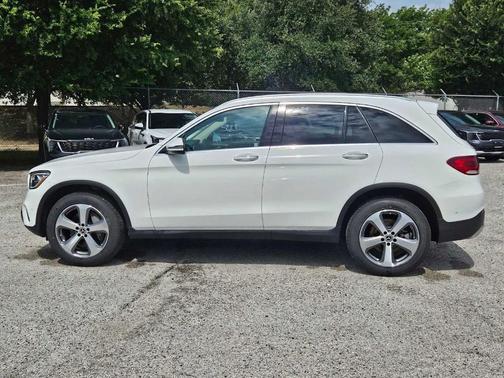 2022 Mercedes-Benz GLC 300 Base