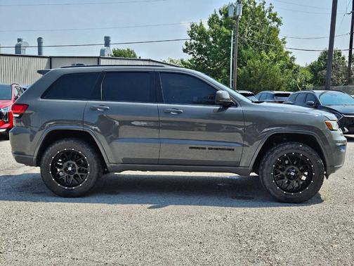 2019 Jeep Grand Cherokee Altitude
