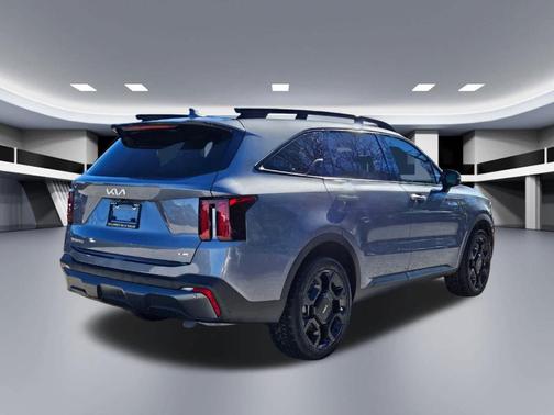 2024 Kia Sorento X-Line EX