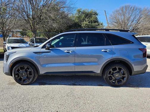 2024 Kia Sorento X-Line EX