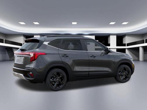 Gravity Gray 2026 Kia Seltos EX