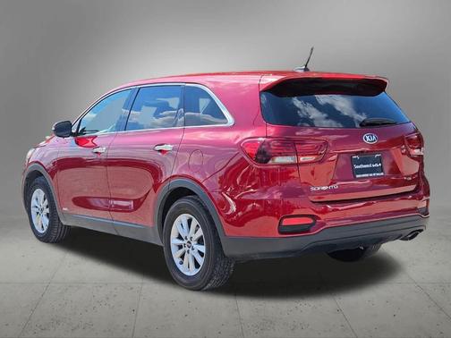 2020 Kia Sorento LX V6