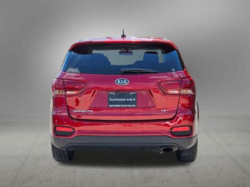 2020 Kia Sorento LX V6