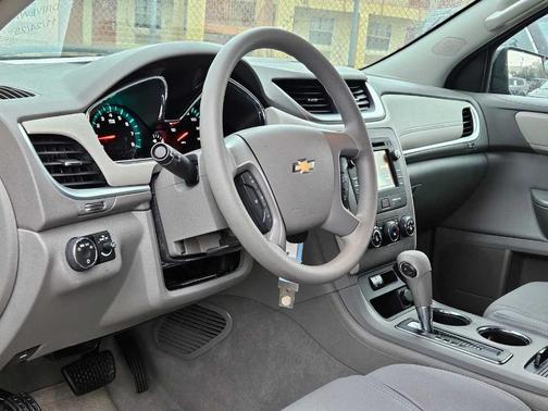 2014 Chevrolet Traverse LS