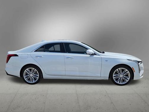2023 Cadillac CT4 Premium Luxury