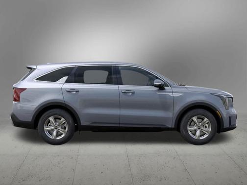 2025 Kia Sorento LX
