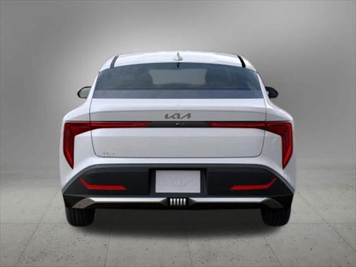 2025 Kia K4 LX