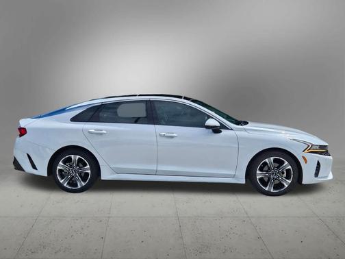 2023 Kia K5 EX