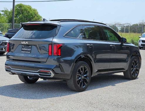 2023 Kia Sorento SX