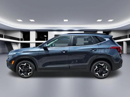 Gravity Gray 2025 Kia Seltos EX