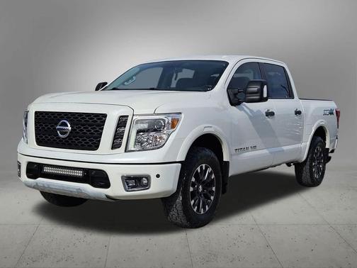 2018 Nissan Titan PRO-4X