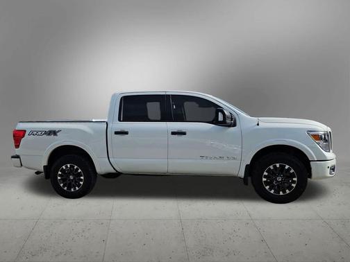 2018 Nissan Titan PRO-4X
