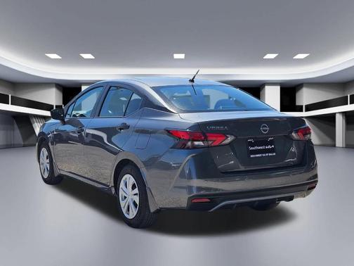 Gun Metallic 2025 Nissan Versa S