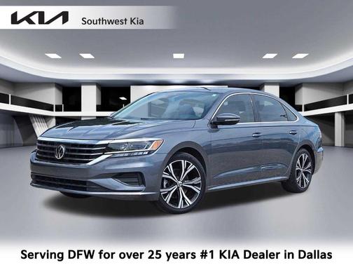 Platinum Gray Metallic 2022 Volkswagen Passat 2.0T SE