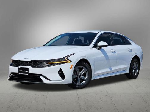 2022 Kia K5 LXS