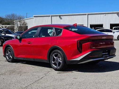 2025 Kia K4 