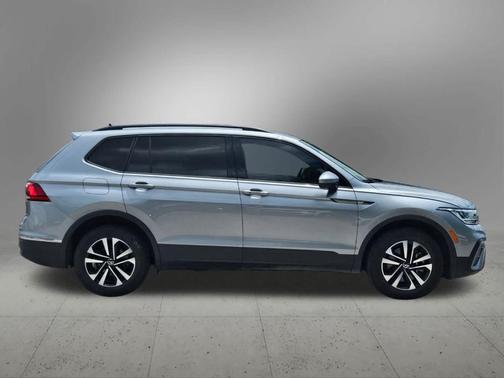 2024 Volkswagen Tiguan 2.0T S