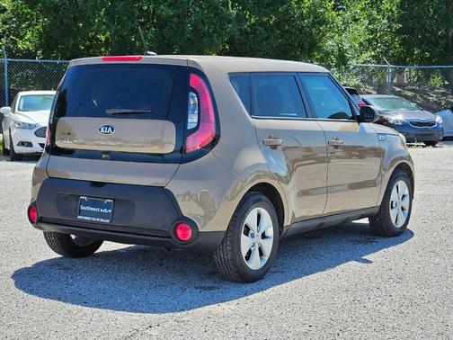 2015 Kia Soul Base