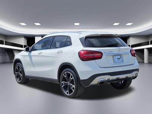 Polar White 2020 Mercedes-Benz GLA 250 Base