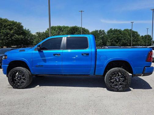 Hydro Blue Pearlcoat 2025 RAM 1500 Big Horn