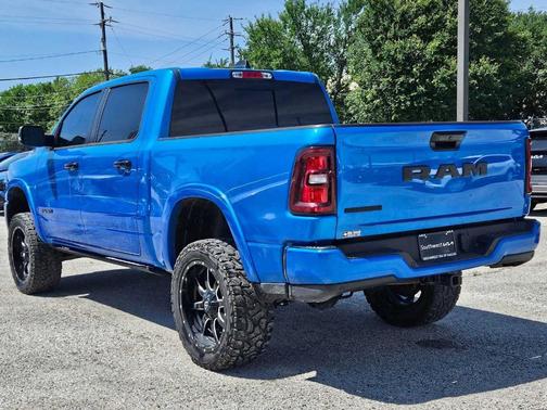 Hydro Blue Pearlcoat 2025 RAM 1500 Big Horn