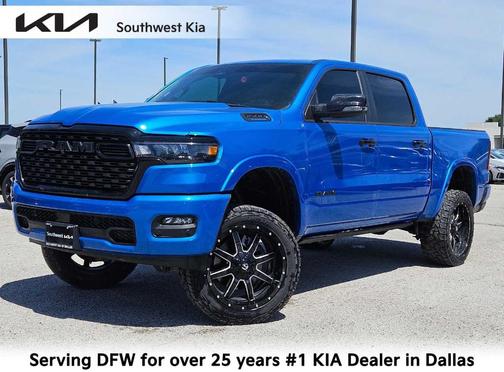 Hydro Blue Pearlcoat 2025 RAM 1500 Big Horn