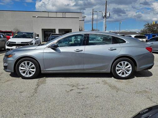 2025 Chevrolet Malibu LT