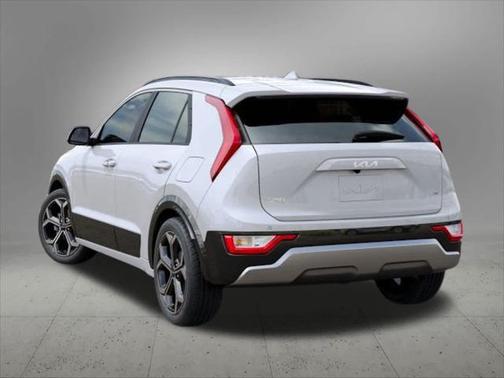 2025 Kia Niro EX