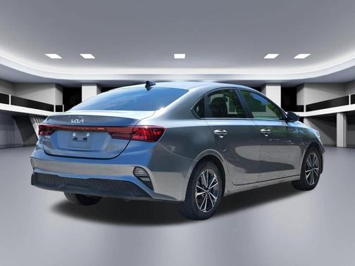 Steel Gray 2024 Kia Forte LXS