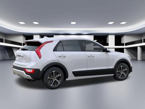 2026 Kia Niro LX