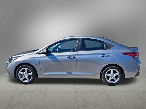 2021 Hyundai Accent SE