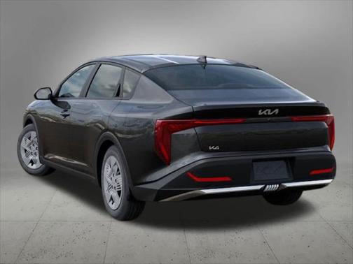 2025 Kia K4 LX