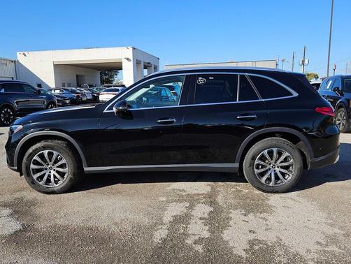 2024 Mercedes-Benz GLC 300 Base