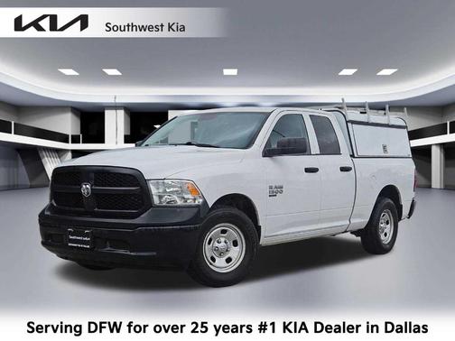 Bright White Clearcoat 2022 RAM 1500 Classic Tradesman