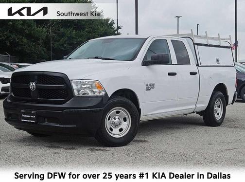 Bright White Clearcoat 2022 RAM 1500 Classic Tradesman