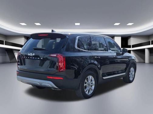 2022 Kia Telluride LX