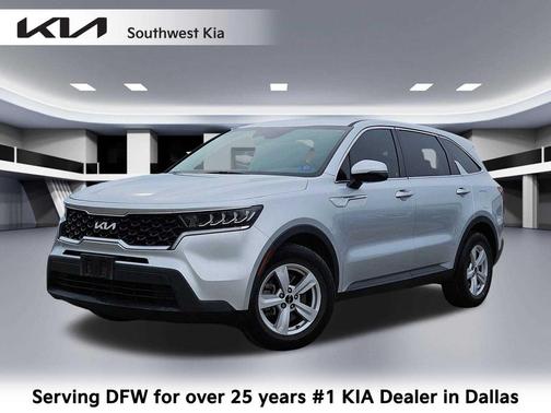 2022 Kia Sorento LX