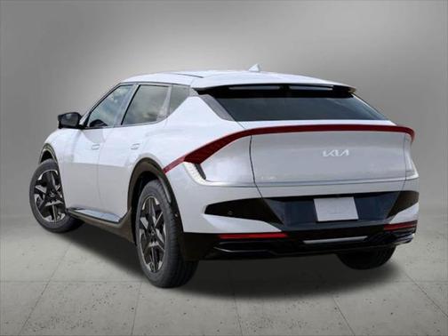 2025 Kia EV6 Wind
