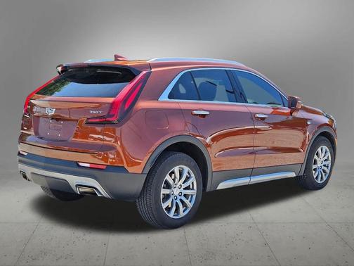 2021 Cadillac XT4 Premium Luxury