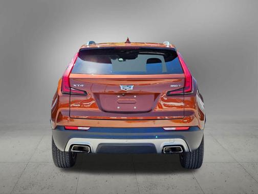 2021 Cadillac XT4 Premium Luxury