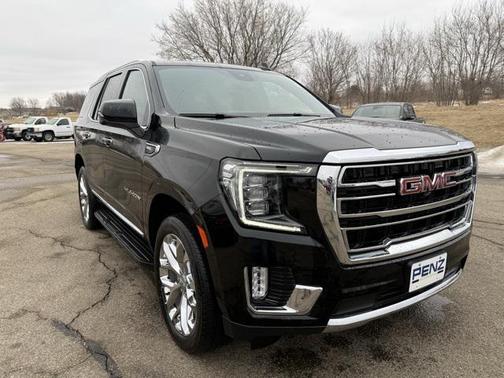 2023 GMC Yukon SLT