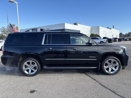 2017 GMC Yukon XL Denali