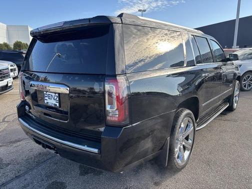 2017 GMC Yukon XL Denali