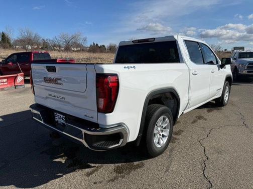 2024 GMC Sierra 1500 SLE