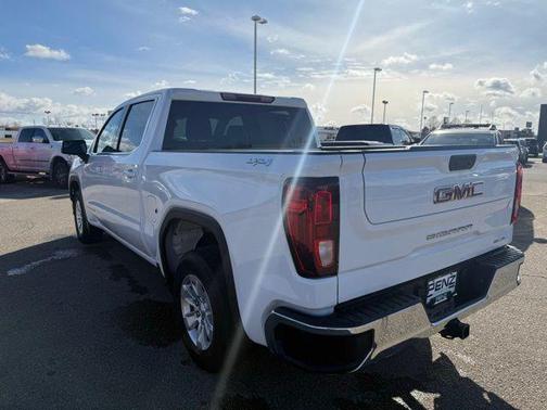 2024 GMC Sierra 1500 SLE
