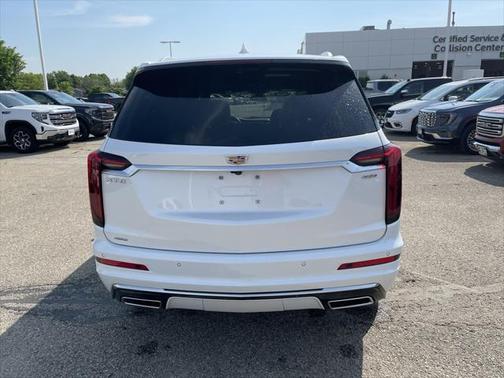 2024 Cadillac XT6 Premium Luxury AWD