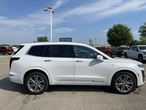 2024 Cadillac XT6 Premium Luxury AWD