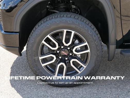 2025 GMC Sierra 1500 AT4
